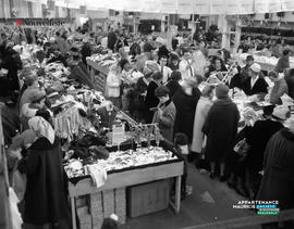 001 - Foule de clients