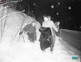 007 - Personnes dans la neige