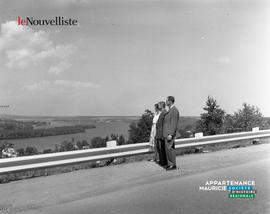 001 - Couple visite