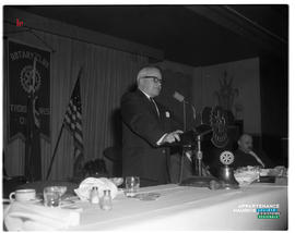 001 - Club Rotary