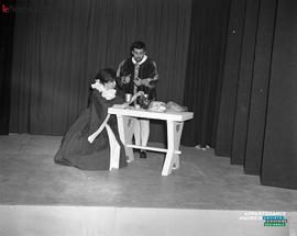 017 - Pièce de théâtre