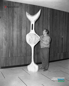 001 - Sculpture