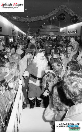 Père Noël arrivant