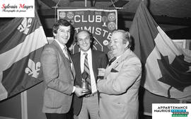Hommes au Club Optimiste
