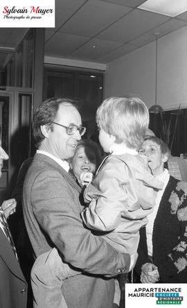 Yves Duhaime avec un enfant