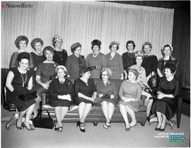 003 - Groupe de femmes