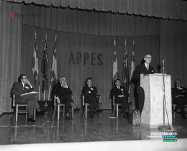 004 - Congrès
