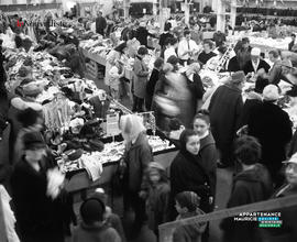 003 - Foule de clients