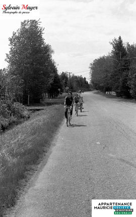 Personnes en vélo