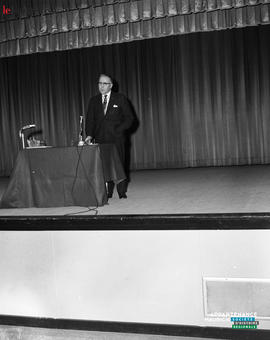 001 - Conférence