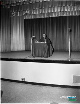 001 - Conférence