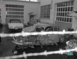 001 - Voiture accidentée