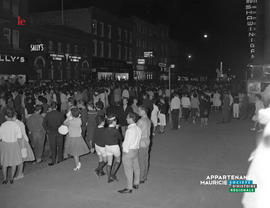002 - Foule