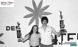 Personnes avec des trophées