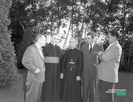 002 - Groupe d'hommes