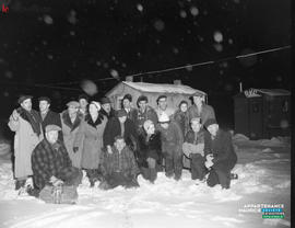 006 - Groupe d'hommes