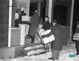 001 - Remise de cadeaux