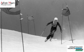Skieur en action