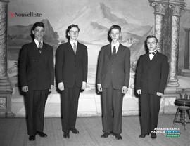 001 - Groupe d'hommes