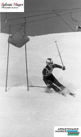Skieur en action