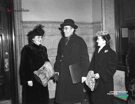001 - Trois personnes