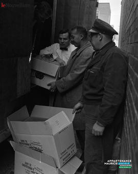 001 - Distribution de paniers aux pauvres