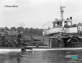 004 - Barge
