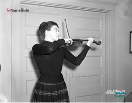 001 - Violoniste