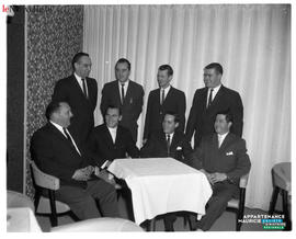 002 - Groupe d'hommes