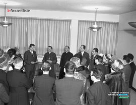 001 - Groupe de personnes