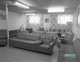 003 - Showroom