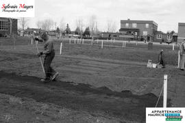 Homme travaillant