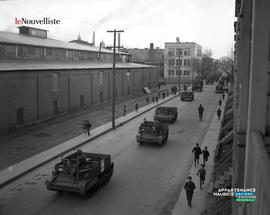 001 - Parade militaire
