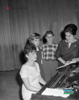 002 - Sylvia Saurette