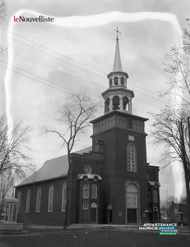 005 - Église Pierreville