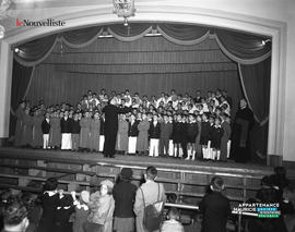 001 - Petits chanteurs