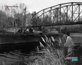 001 - Pont Wayagamack