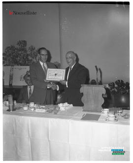 001 - Remise d’un certificat