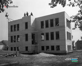 001 - École en construction