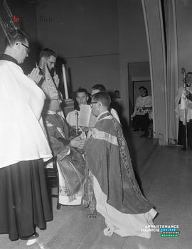 007 - Ordination de prêtres