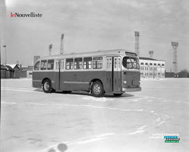 001 - Autobus