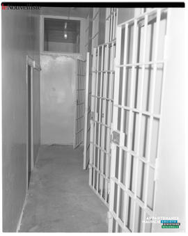 001 - Prison
