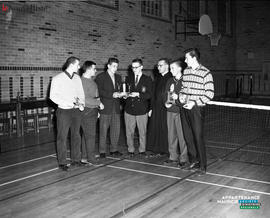 001 - Sept hommes