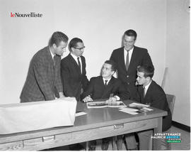 001 - Comité des élèves