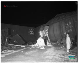 007 - Train déraillé