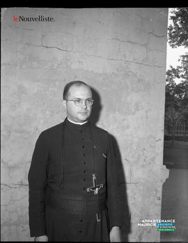 001 - Père Sansoucy