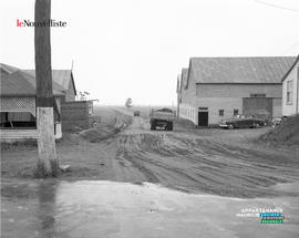 002 - Village