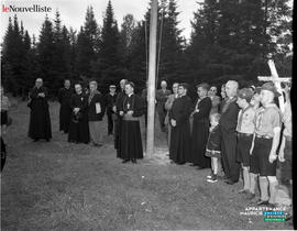 001 - Remise d'un foulard
