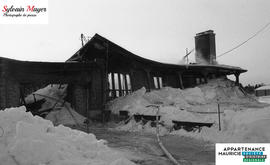 Maison détruite par le feu