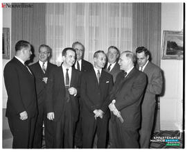 002 - Groupe d'hommes
